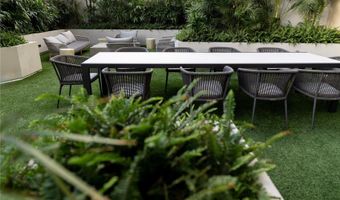 987 Queen St 2512, Honolulu, HI 96814