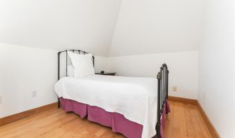 11 Grason Ln, Bar Harbor, ME 04609