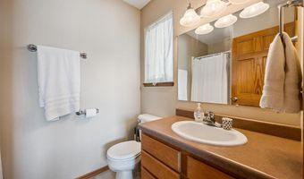 1938 8th Ave, Belle Fourche, SD 57717