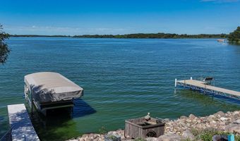 10 S Oakwood Shoreline Dr, Bruce, SD 57220