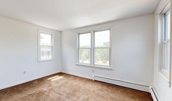 15 W Waterman Rd, Auburn, ME 04210