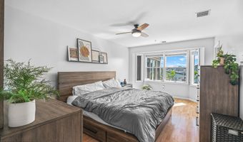 50 Yardarm Ct, Bayville, NJ 08721