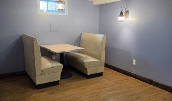 115 Poplar St, Agawam, MA 01030
