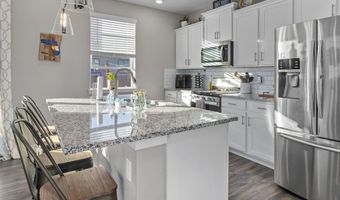 1555 Sun River Rd, Berthoud, CO 80513