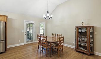 523 Lynnwood Dr, Athens, TN 37303
