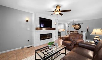 170 Cascade Terrace Dr, Ballwin, MO 63021