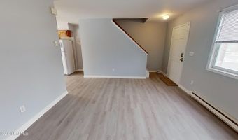 26 Sand St B, Albany, NY 12209