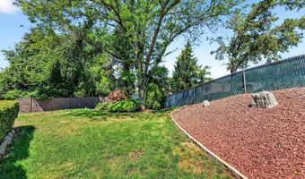 29 Ormont Ln, Aberdeen, NJ 07747