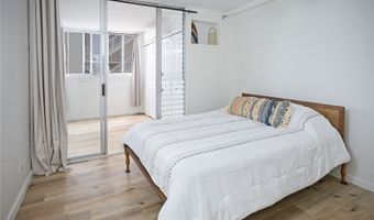 1617 Clark St 404, Honolulu, HI 96822