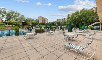 203 YOAKUM Pkwy 1406, Alexandria, VA 22304