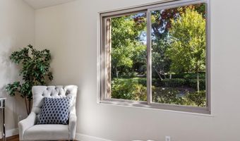 3150 Phoenix Ln, Alameda, CA 94502