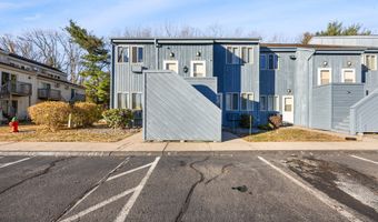 426 Emmett St APT N, Bristol, CT 06010