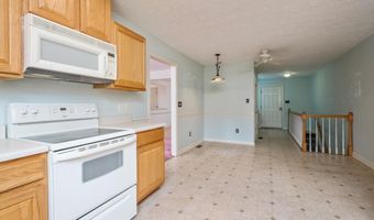 114 MEADOW GREEN Ct, Amherst, VA 24521