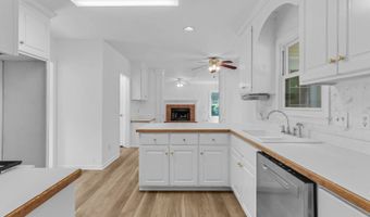 6046 Braidwood Close NW, Acworth, GA 30101