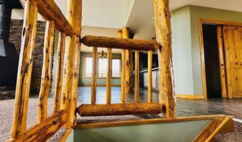 21 HAWK Path, Boulder, WY 82923