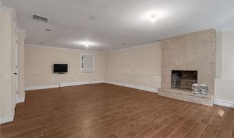 587 Central Ave, Johnston, RI 02919