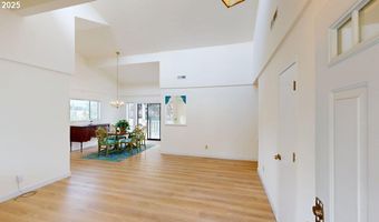 801 BROOKHAVEN Dr, Brookings, OR 97415