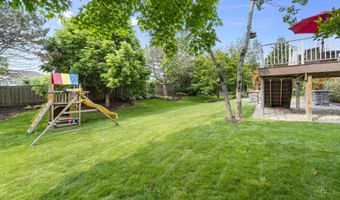 5713 Rosslare Ln, Fitchburg, WI 53711