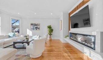 2 Draper Ave 2, Arlington, MA 02474