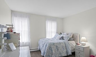 117 E Windswept Dr, Amsterdam, NY 12010