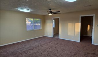 19345 Oneida Rd, Apple Valley, CA 92307