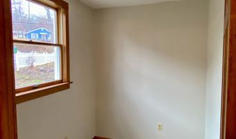 3 Maple Dr, Ashford, CT 06278