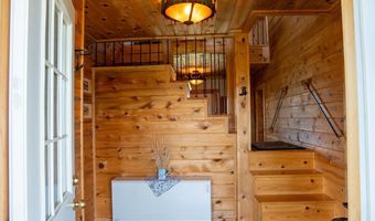 41 MARSH CREEK Rd, Cora, WY 82925