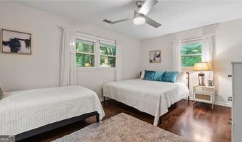 204 Cold Creek Dr, Alpharetta, GA 30009