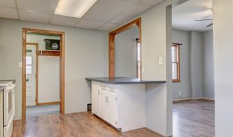 910 2nd Ave, Armstrong, IA 50514