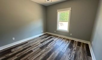 1128 Duke Dr, Bauxite, AR 72011