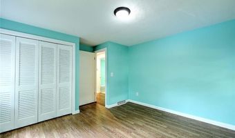 135 Foote St, Barrington, RI 02806