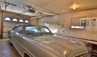 1313 Wyoming Ave, Cody, WY 82414
