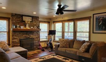 8946 Cottonwood Dr, Beulah, CO 81023