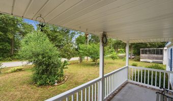 302 Butter Rd, Bonneau, SC 29431