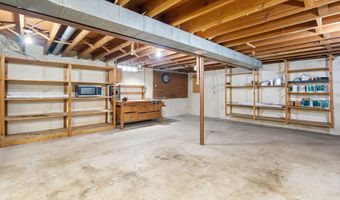 105 21st St NW, Austin, MN 55912