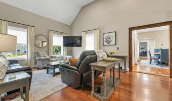 38 Bow Center Rd, Bow, NH 03304
