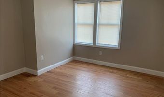 88 Reed St, Warwick, RI 02886