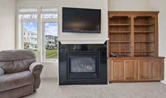230 Roundhouse Rd, Astoria, OR 97103
