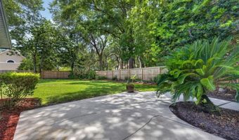 1043 LAKESIDE Dr, Apopka, FL 32712