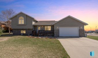 220 S Augusta Ave, Brandon, SD 57005