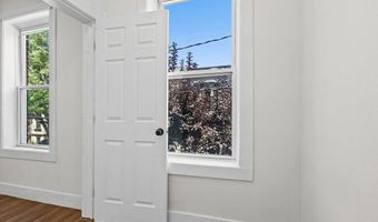 132 4th Ave, Albany, NY 12202