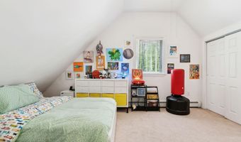 65 Lone Indian Trl, Augusta, ME 04330