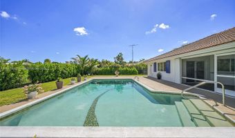 524 Muirfield Dr, Atlantis, FL 33462