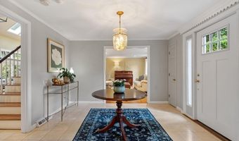 9 Ladyslipper Ln, Acton, MA 01720