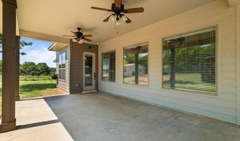 402 N Parkway Dr, Alvarado, TX 76009