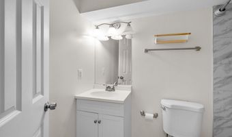 925 DECATUR St NW, Washington, DC 20011
