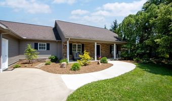 1653 St Rt 60, Ashland, OH 44805
