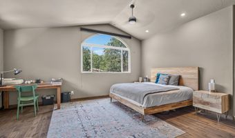 167 Tessa Ln, Ashland, OR 97520