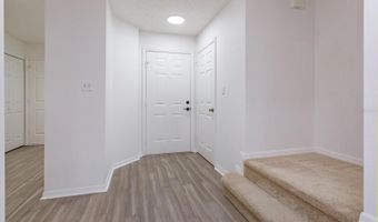 671 POST OAK Cir 107, Altamonte Springs, FL 32701