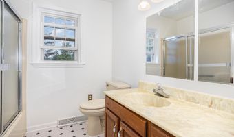 247 MILLER Rd, Akron, PA 17501